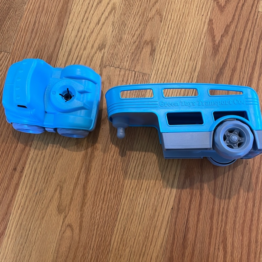Green Toys Car Carrier CB2 - Picture 5 of 8